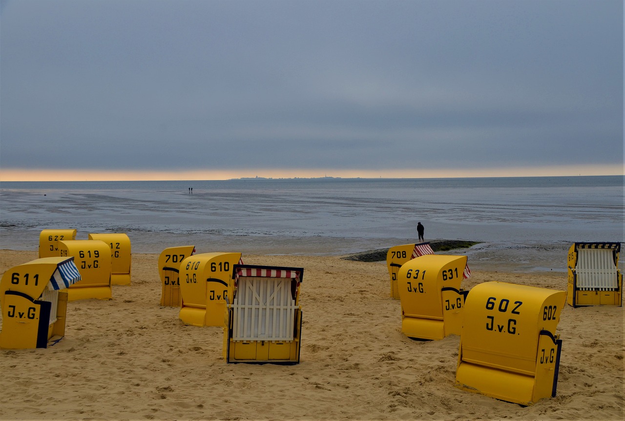 beach-chairs-6300056_1280.jpg
