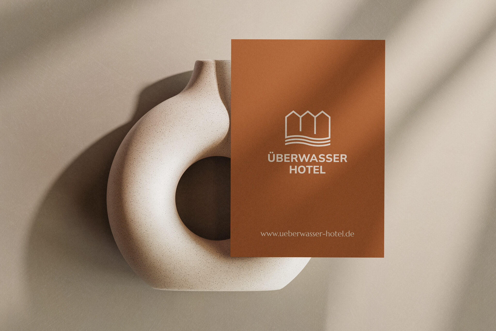 ueberwasser-Flyer_Mockup